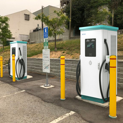 Casella di raffreddamento a vento Stazione di ricarica a corrente continua 7 kW 11 kW 22 kW 30 kW 120 kW Pubblico