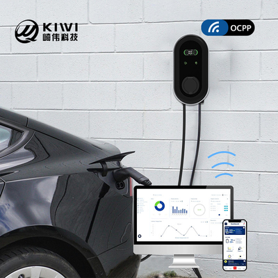 Stazione di ricarica per veicoli elettrici a tre fasi di tipo 2 da 11 kW con applicazione RFID e protezione contro le perdite di corrente alternata