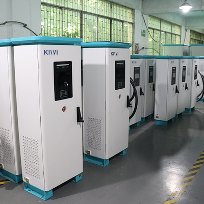 CCS/CHAdeMO/Tesla OCCP 1.6 Caricabatterie per veicoli elettrici a corrente continua di 120 kW compatibile con tensione di uscita 150V-1000V