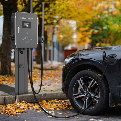 Parcheggio di un supermercato Stazione di ricarica per veicoli energetici CCS 40kW Hyundai Ioniq 5