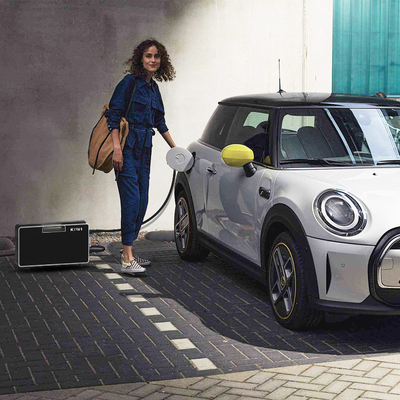 CCS1/CCS2/GB/T Connection 30A Car Charger per auto elettriche a ricarica rapida in movimento