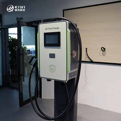 Caricabatterie a parete a corrente continua 30kW 40kW Auto CCS 40A Caricabatterie veloci per veicoli elettrici 600V Frequenza di rete 50Hz