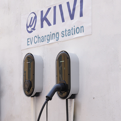 Stazione di ricarica EV di livello 2/3 per installazione di auto Tesla 220V/380V Wallbox 7KW/11KW/22KW