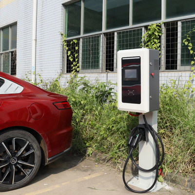 App smart 4G all'aperto 20kW 30kW 40kW Livello 3 Mural DC Commercial CCS1 CCS2 GB/T EV Charger Station